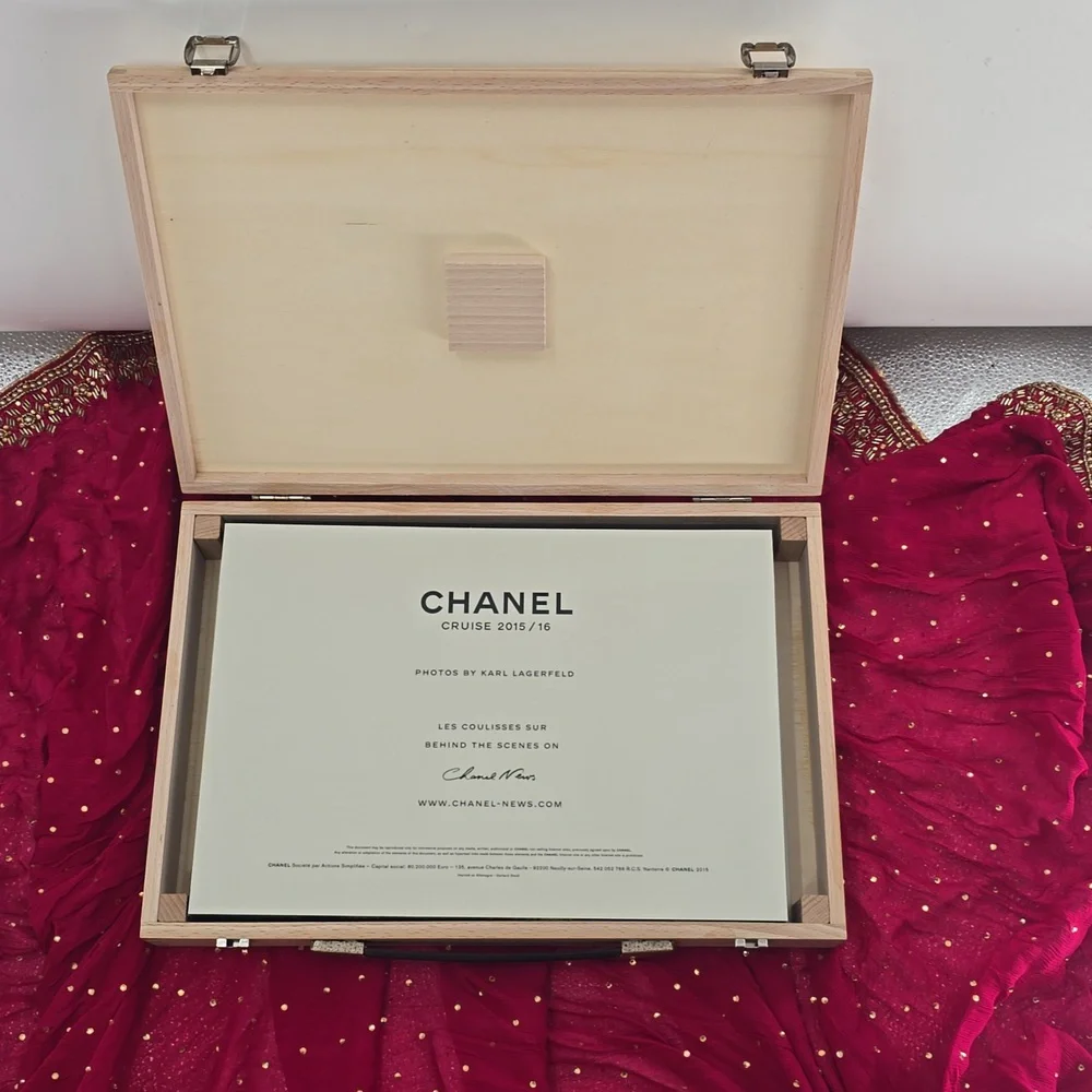 Chanel‎ Fashion Impressionism 2015/2016  Collection Wooden Box